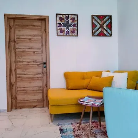 Pe-ki Apartament *