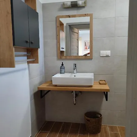 Apartament Pe-ki *