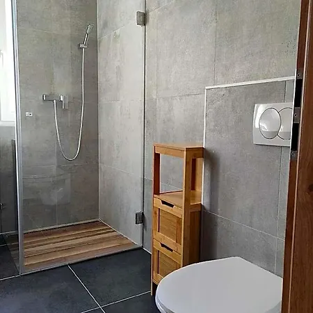 Pe-ki Szekesfehervar